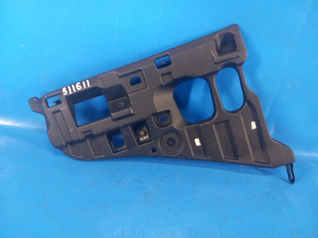 5560647040 | Накладка торпедо TOYOTA PRIUS PLUS 11-14