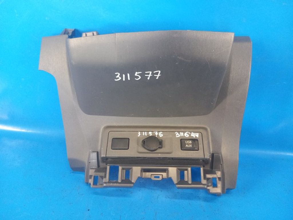 5543247080 | Накладка в салоне передн. TOYOTA PRIUS PLUS 11-14