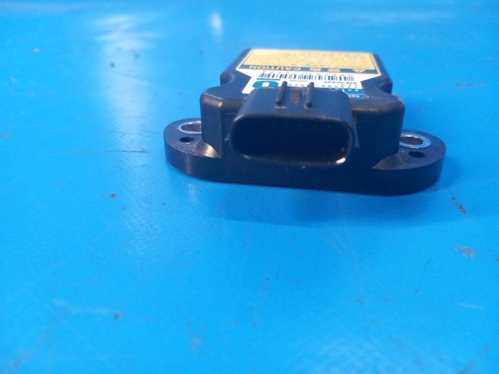 8918348030 | Датчик угловой скорости TOYOTA PRIUS PLUS 11-14 - Фото 3