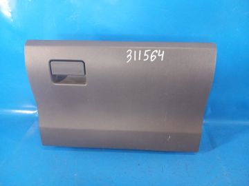 Бардачок TOYOTA PRIUS PLUS 11-14