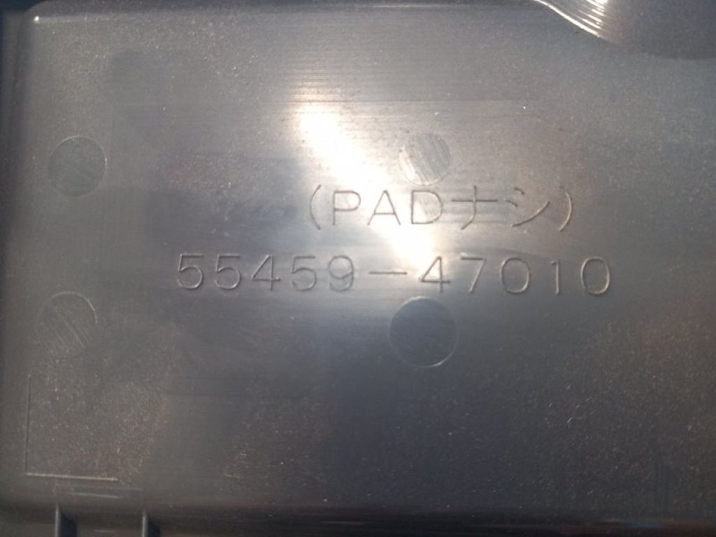 5555047121B0 | Бардачок TOYOTA PRIUS PLUS 11-14 - Фото 4