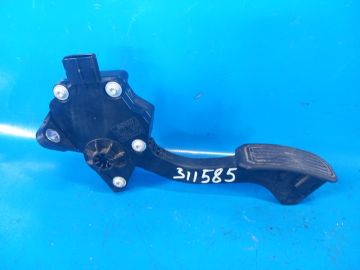 Педаль газа TOYOTA PRIUS PLUS 11-14