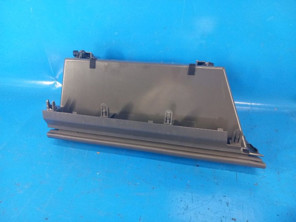 5544047020B1 | Бардачок TOYOTA PRIUS PLUS 11-14 - Фото 3