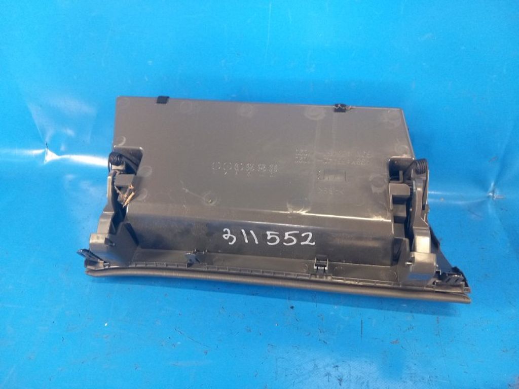 5544047020B1 | Бардачок TOYOTA PRIUS PLUS 11-14 - Фото 4