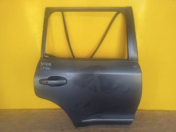 Двері задн. прав. TOYOTA LAND CRUISER 200 08-21