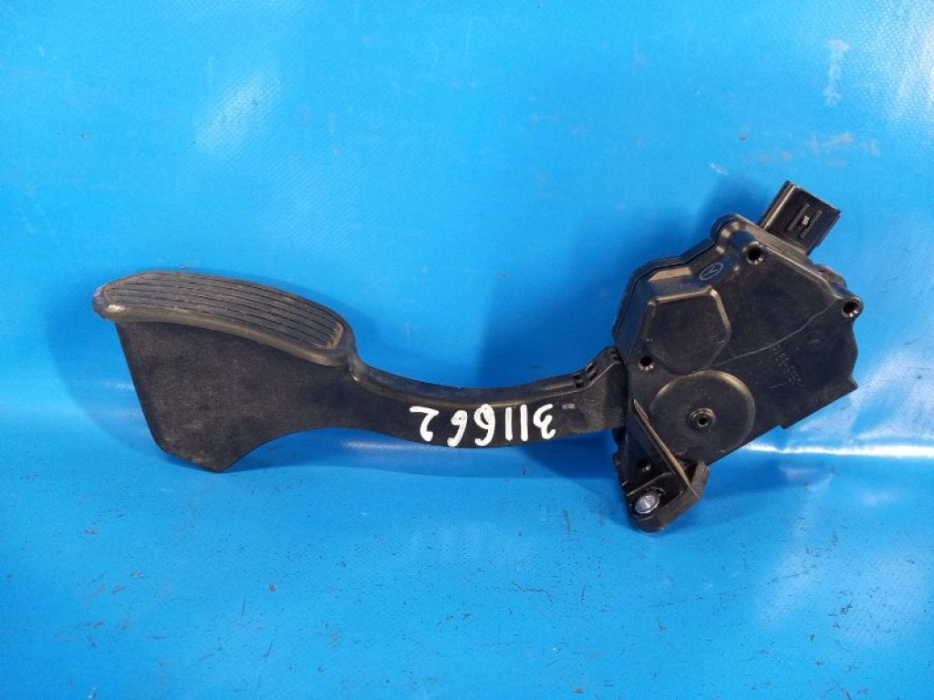 7811047050 | Педаль газу TOYOTA PRIUS 16-