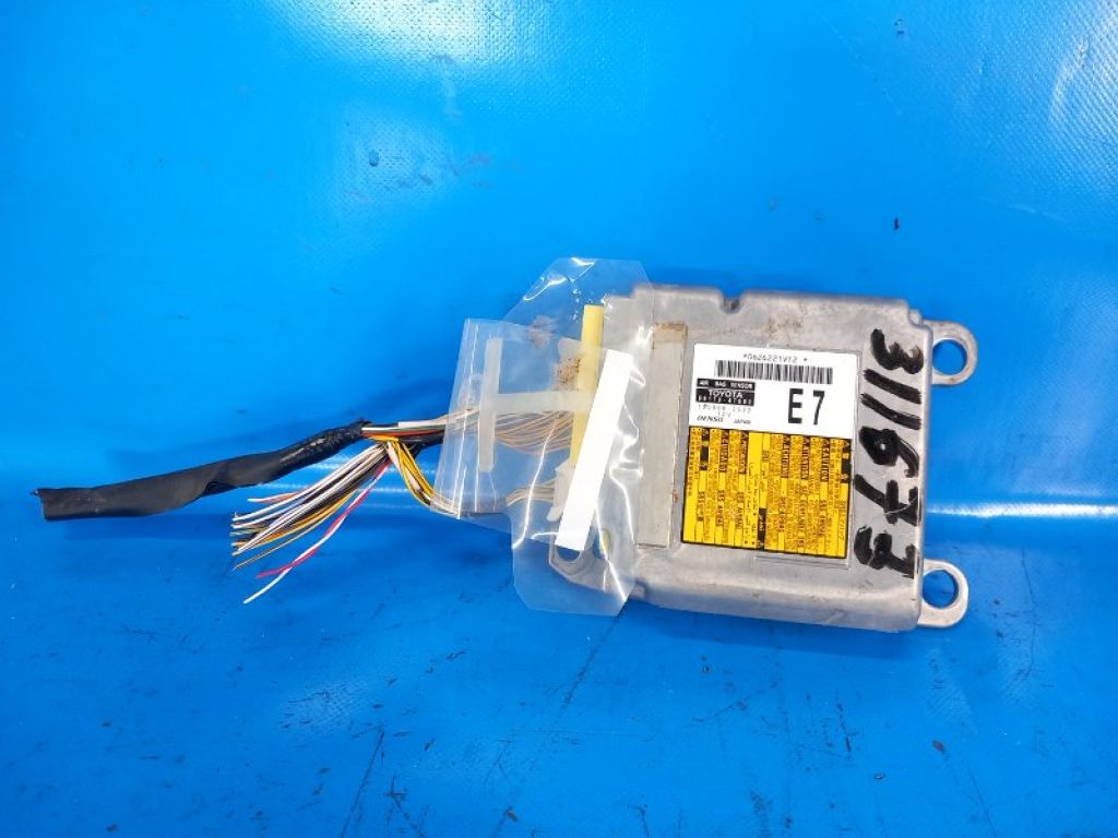 8917047600 | Блок керування AIRBAG TOYOTA PRIUS 16-