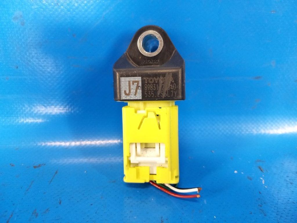 8983128040 | Датчик удару TOYOTA PRIUS 16-