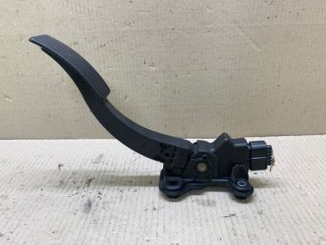 Педаль газа MITSUBISHI OUTLANDER XL 05-13