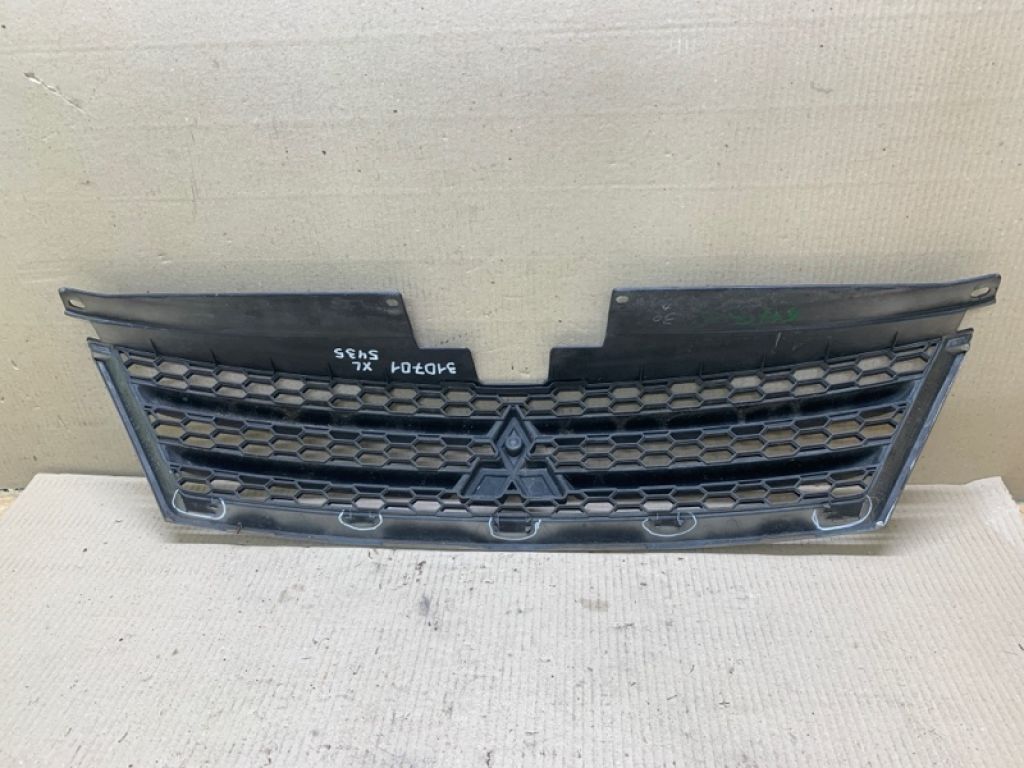 7450A035HA | Решетка радиатора MITSUBISHI OUTLANDER XL 05-13 - Фото 2