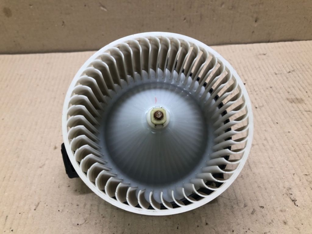 GHP9-61-B10 | Моторчик пічки MAZDA CX-5 (KF) 16-21 - Фото 4