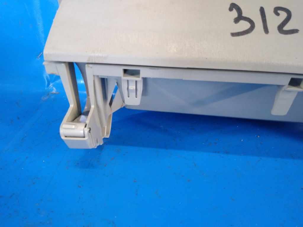 5551147040G0 | Бардачок TOYOTA PRIUS - 30 09-17 - Фото 2