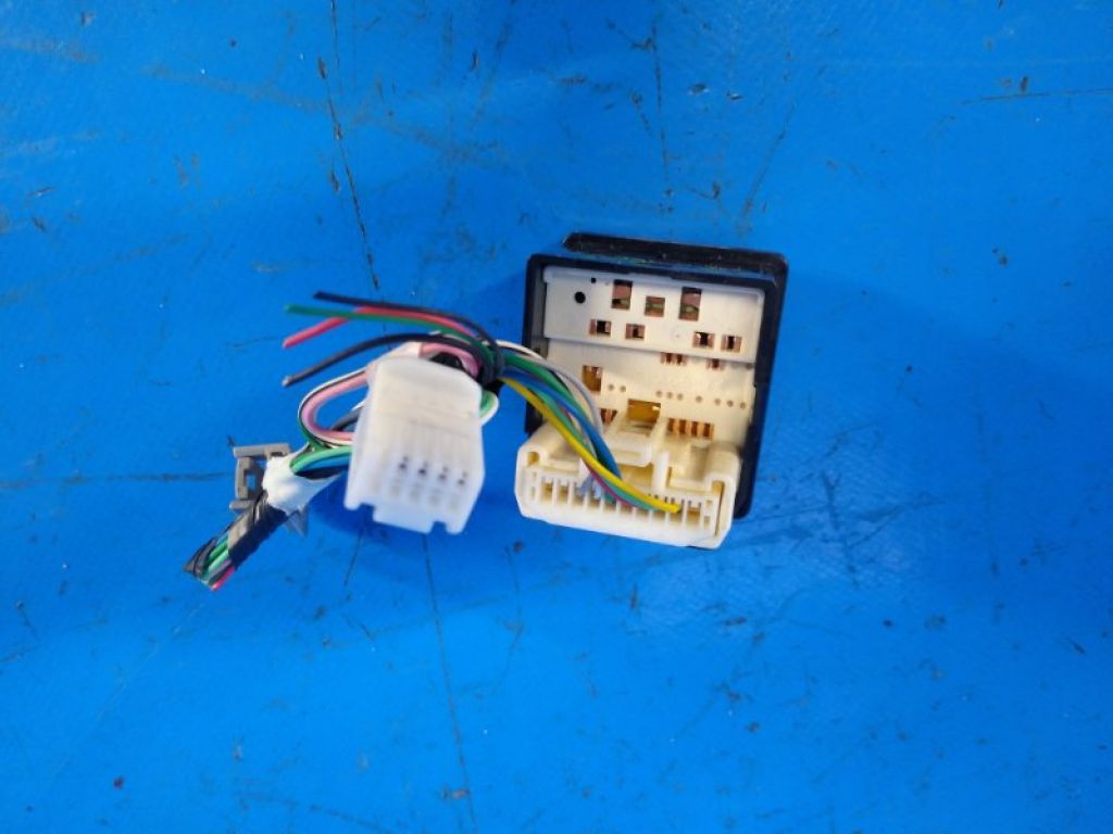 8487034010 | Блок керування дзеркалами TOYOTA PRIUS - 30 09-17 - Фото 4