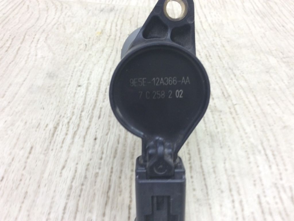 9E5Z-12029-A | Котушка запалювання FORD ESCAPE 12-19 - Фото 3