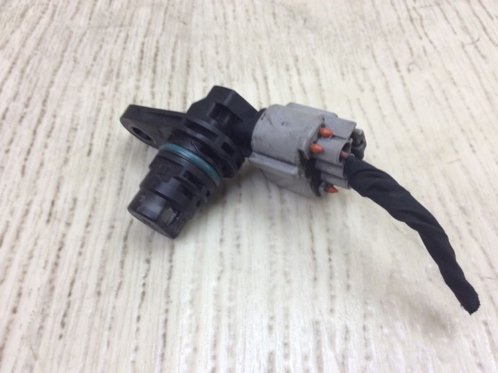 3935025010 | Датчик положення распредвала KIA FORTE/CERATO TD 08-13