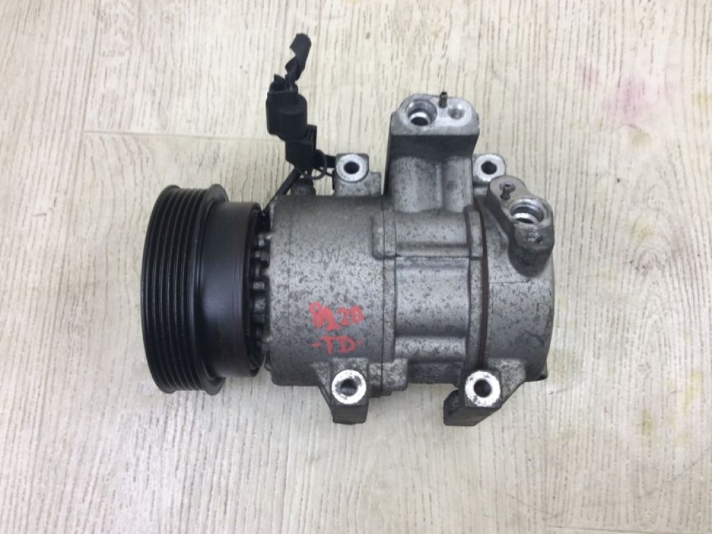 977011M130 | Компресор кондиціонера KIA FORTE/CERATO TD 08-13