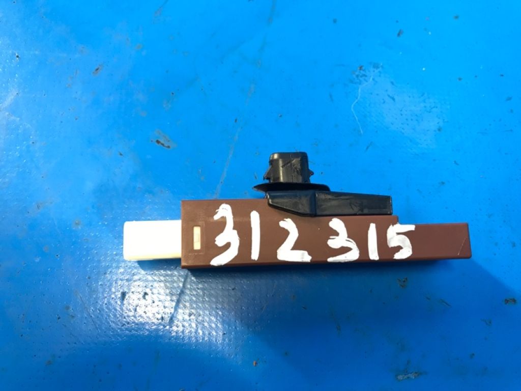 899A060010 | Антена TOYOTA PRIUS 16- - Фото 2