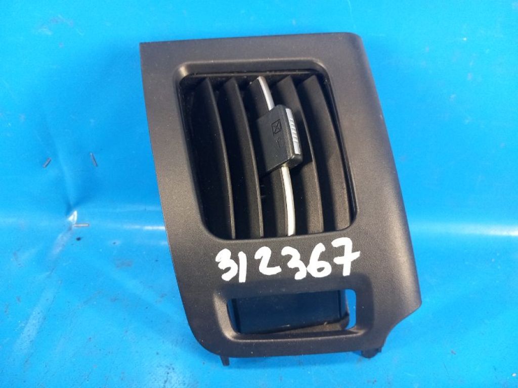 5565047070 | Дефлектор повітряний лів. TOYOTA PRIUS - 30 09-17