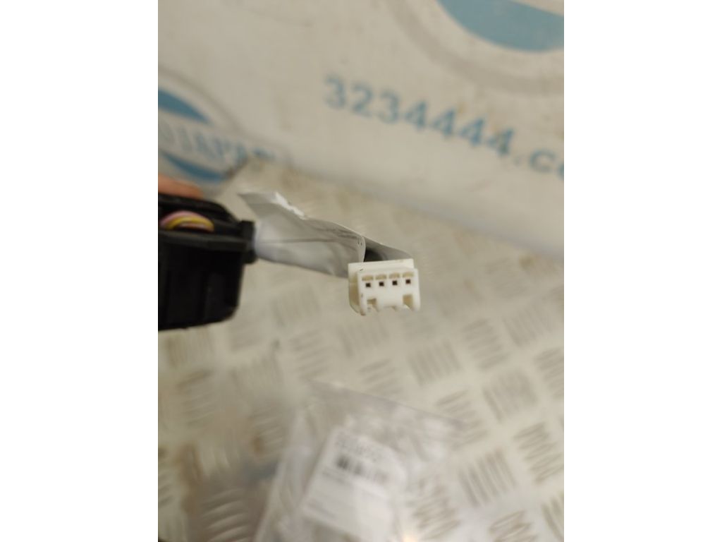 83158SG000 | Кнопки руля SUBARU FORESTER 12-19 - Фото 4