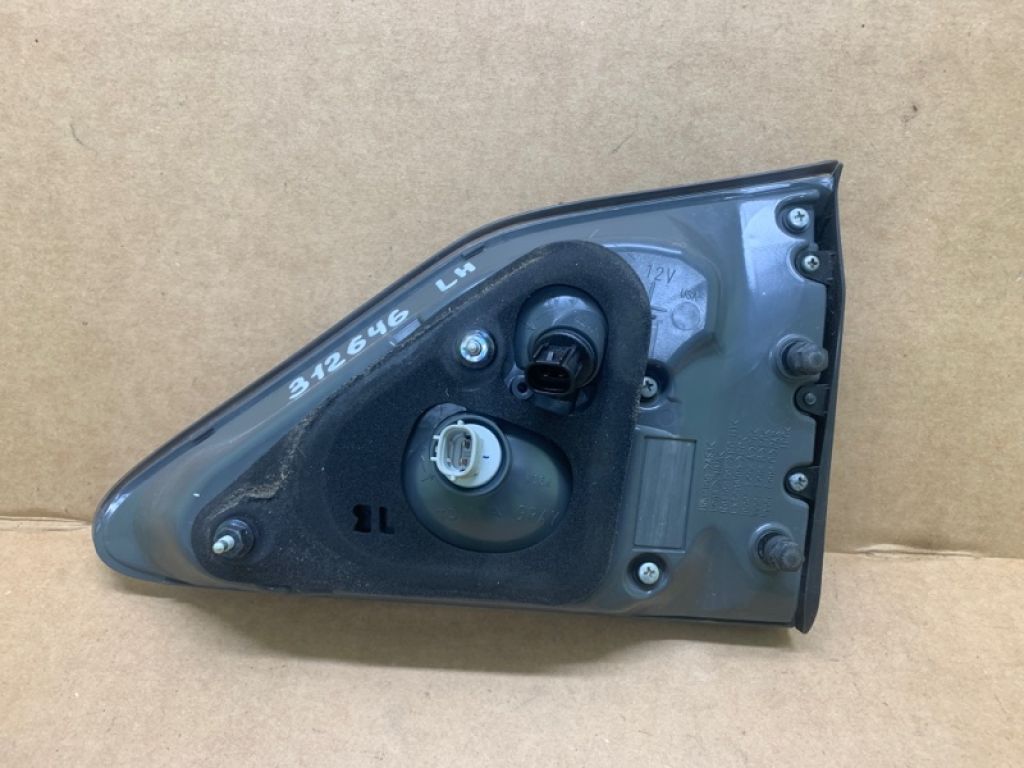 81590-0E020 | Ліхтар внутрішній лів. LEXUS RX350/450 09-15 - Фото 3