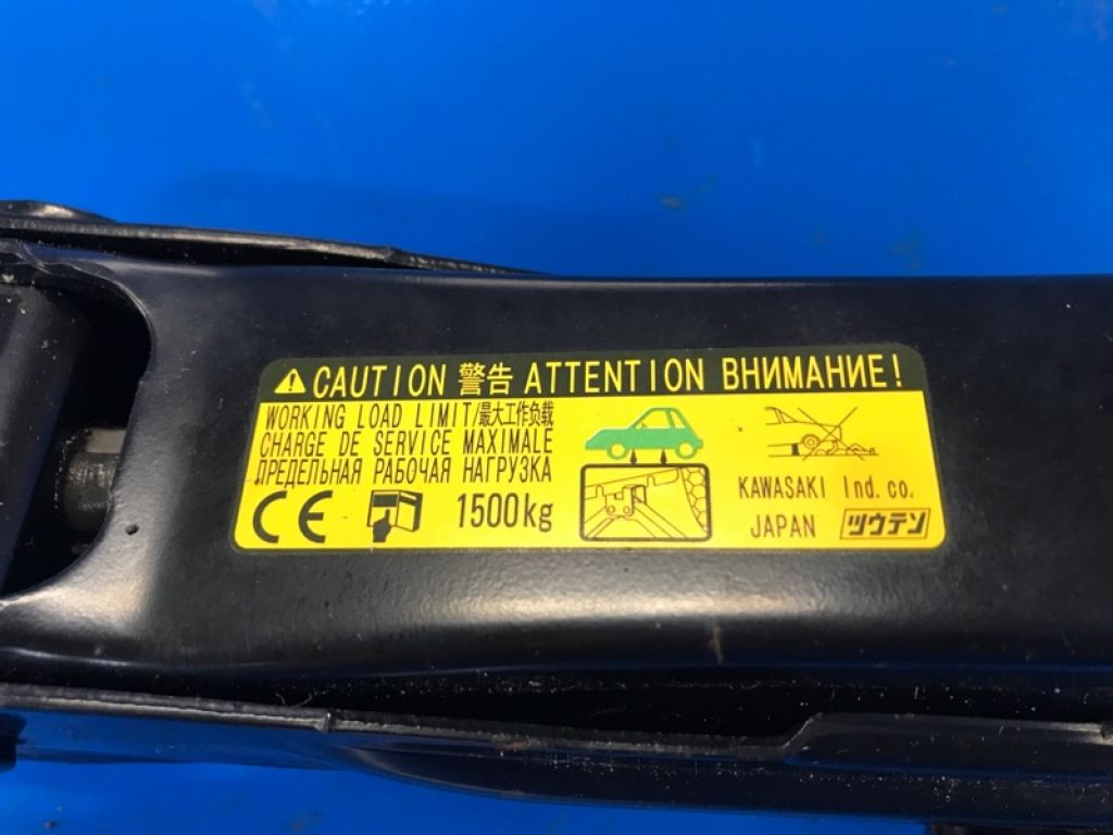 0911150080 | Домкрат TOYOTA PRIUS PLUS 11-14 - Фото 4