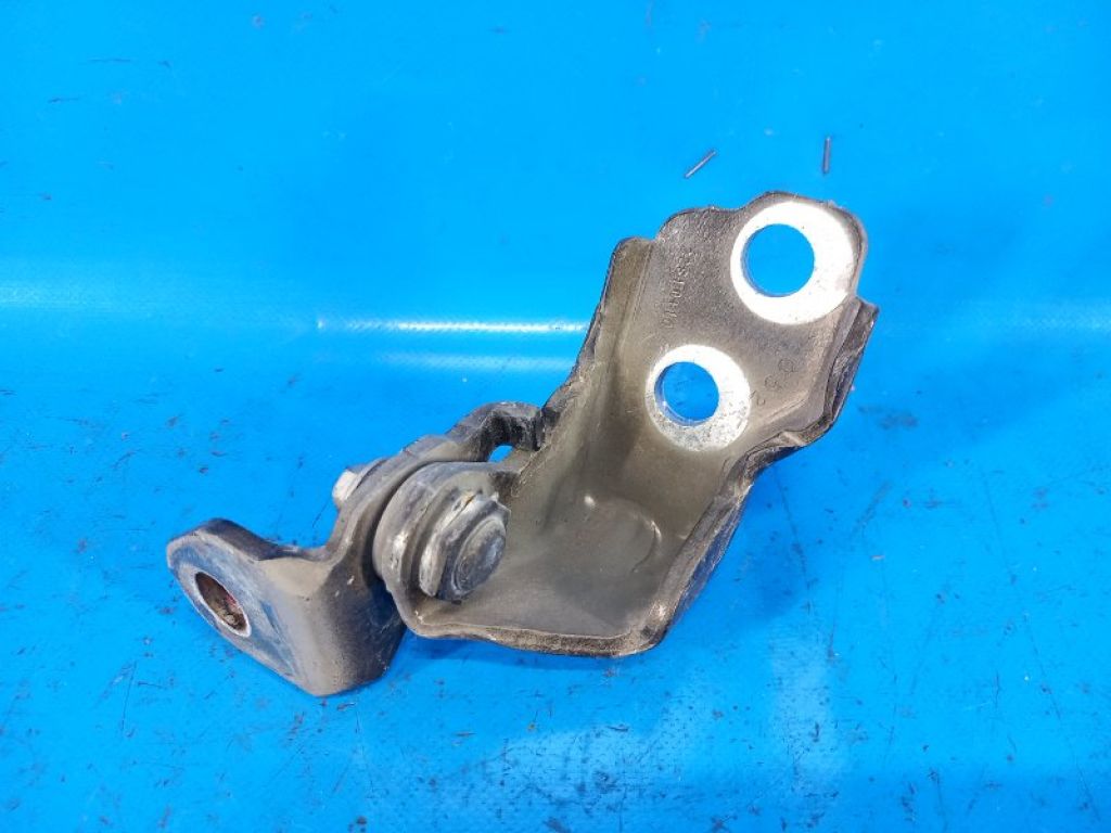 FR3Z-6322810-B | Петля двері нижня передн. прав. FORD MUSTANG 15- - Фото 2