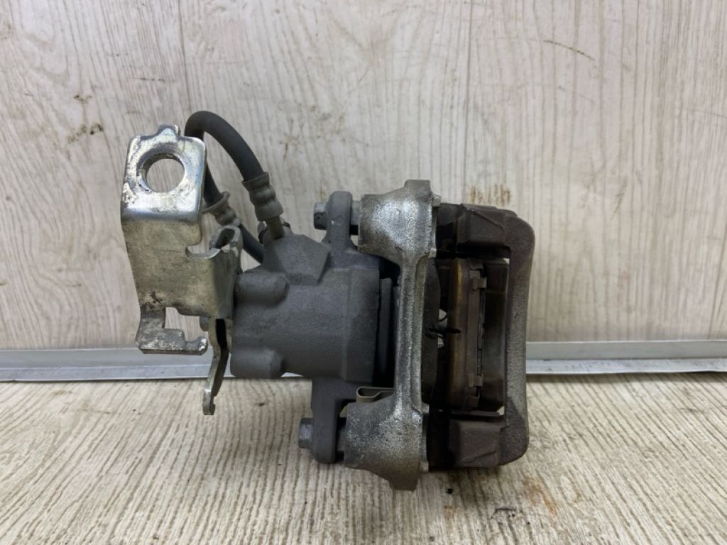 4785047110 | Суппорт тормозной задн. лев. TOYOTA PRIUS 16- - Фото 2