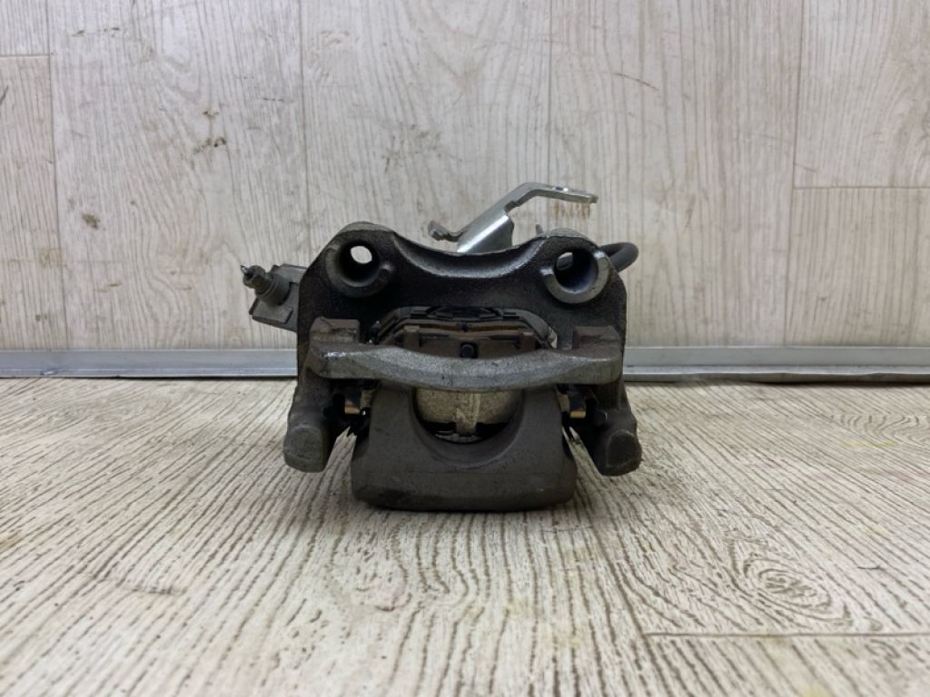 4785047110 | Суппорт тормозной задн. лев. TOYOTA PRIUS 16- - Фото 3