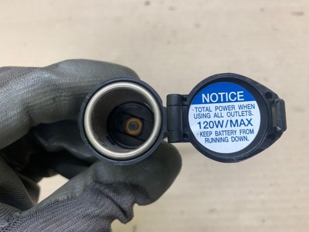 85530-06030 | Прикуриватель LEXUS RX350/450 09-15