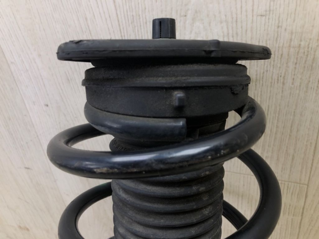 BBM3-34-900A | Амортизатор передн. лев. MAZDA 3 BL 09-13 - Фото 3