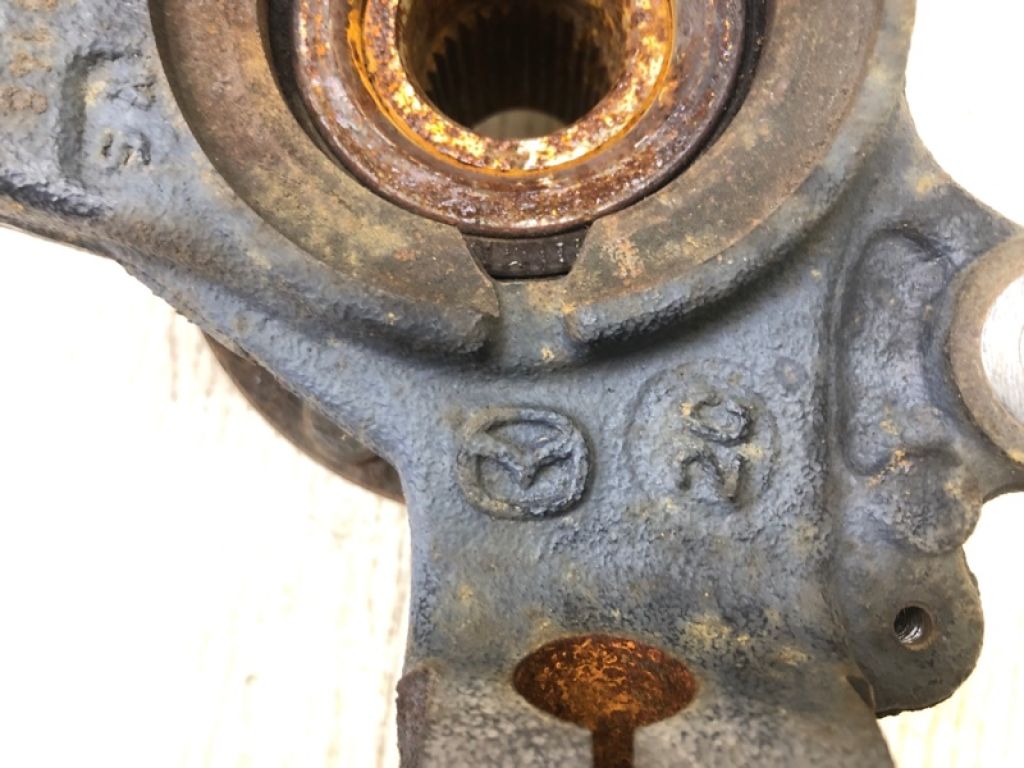 BBM2-33-031A | Кулак поворотный передн. лев. MAZDA 3 BL 09-13 - Фото 9