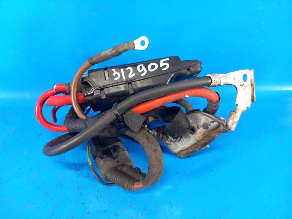 61 21 6 821 205 | Клема акумулятора MINI COOPER (F56) 14-18