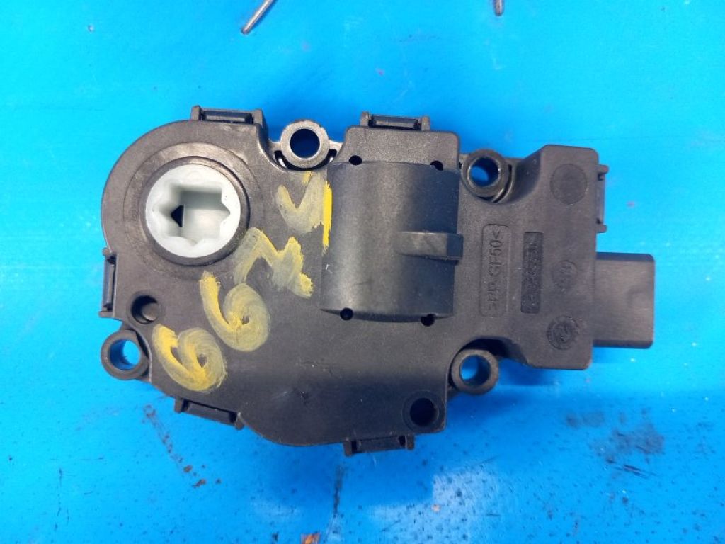 412650750 | Моторчик заслонки печки MINI COOPER (F56) 14-18 - Фото 2