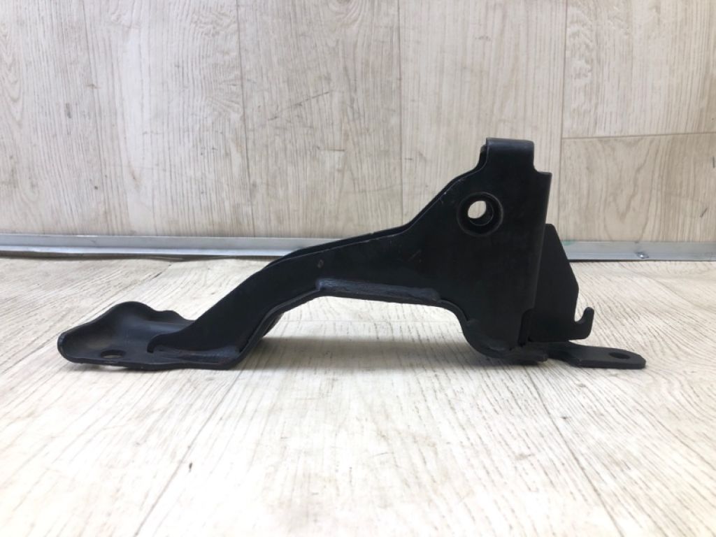 4721347AA | Кронштейн DODGE GRAND CARAVAN 08-