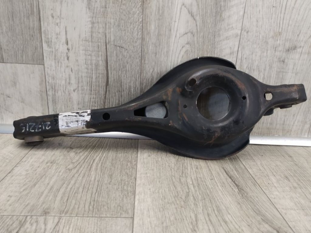 CV6Z-5500-P | Важіль задньої підвіски нижній поперечний FORD ESCAPE 12-19 - Фото 2