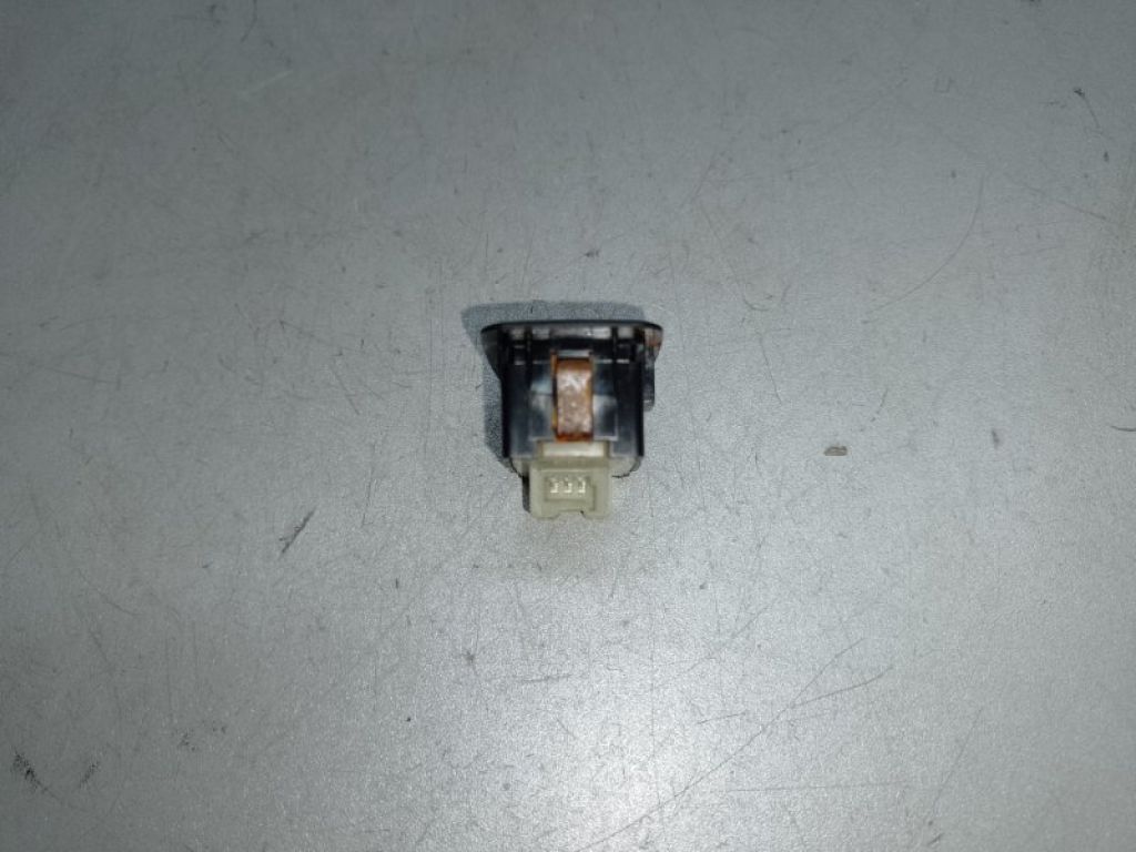 A 164 870 68 10 | Кнопка регулировки сиденья задн. лев. MERCEDES GL-CLASS X164 06-12 - Фото 2