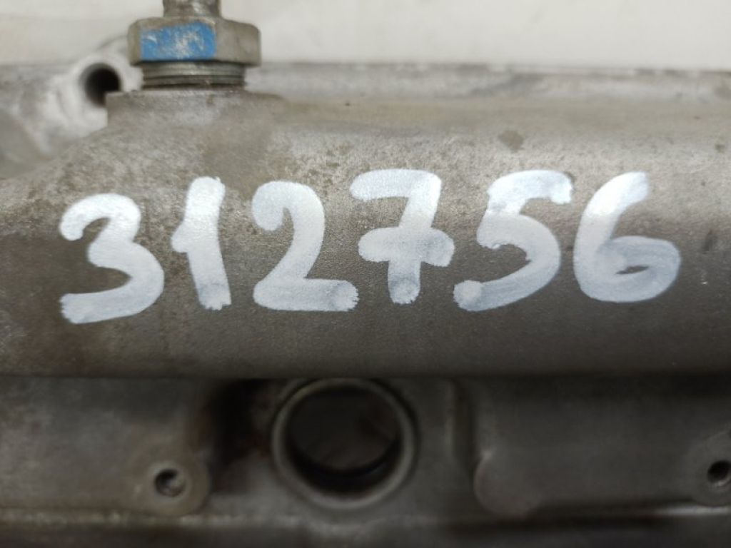 11170-65J01 | Крышка клапанная SUZUKI SX4 06-13 - Фото 2