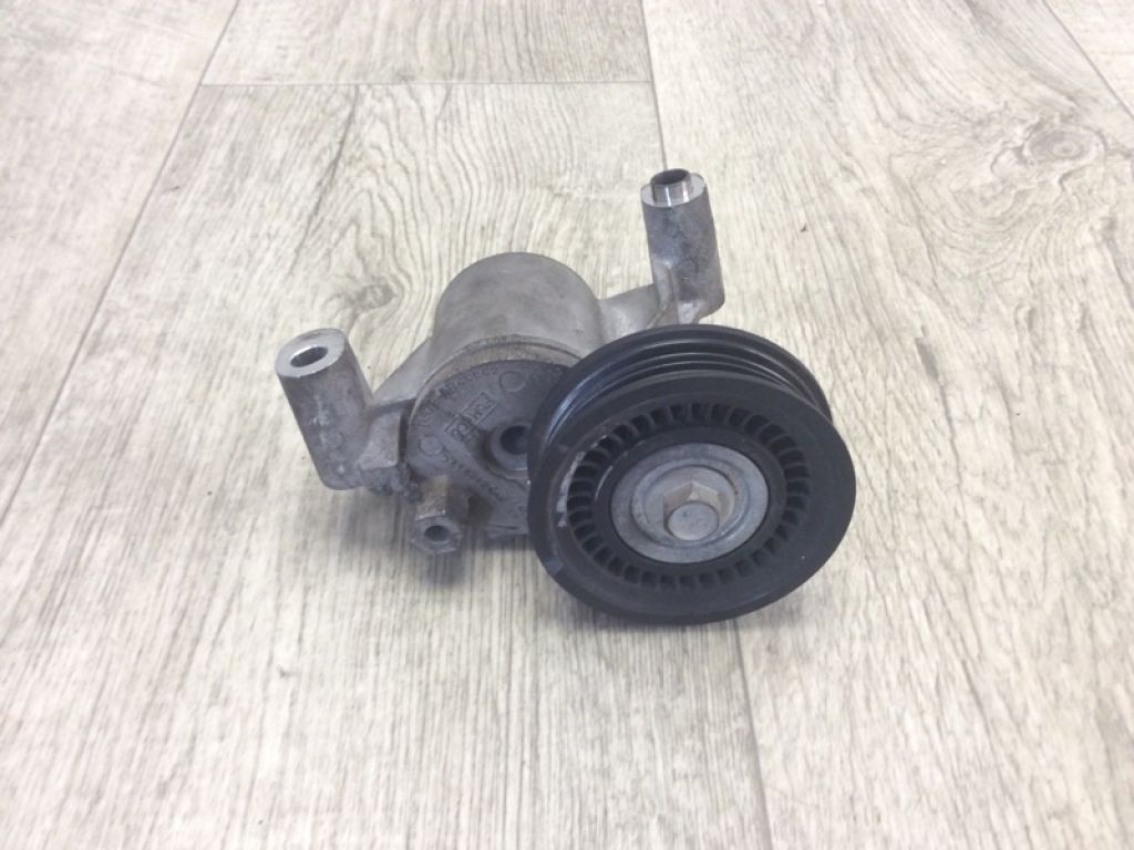 DS7Z-6A228-A | ролик натяжний FORD FUSION 14-