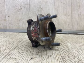 Маточина колеса задн. INFINITI Q50 15-20