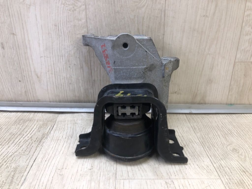 112109AM0A | Подушка двигателя верхняя прав. NISSAN SENTRA B17 12-21