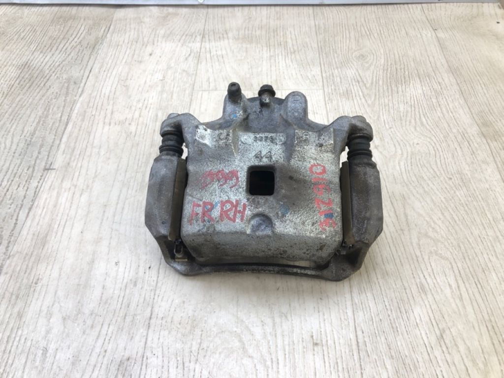 410013SG0B | Супорт гальмівний передн. прав. NISSAN SENTRA B17 12-21