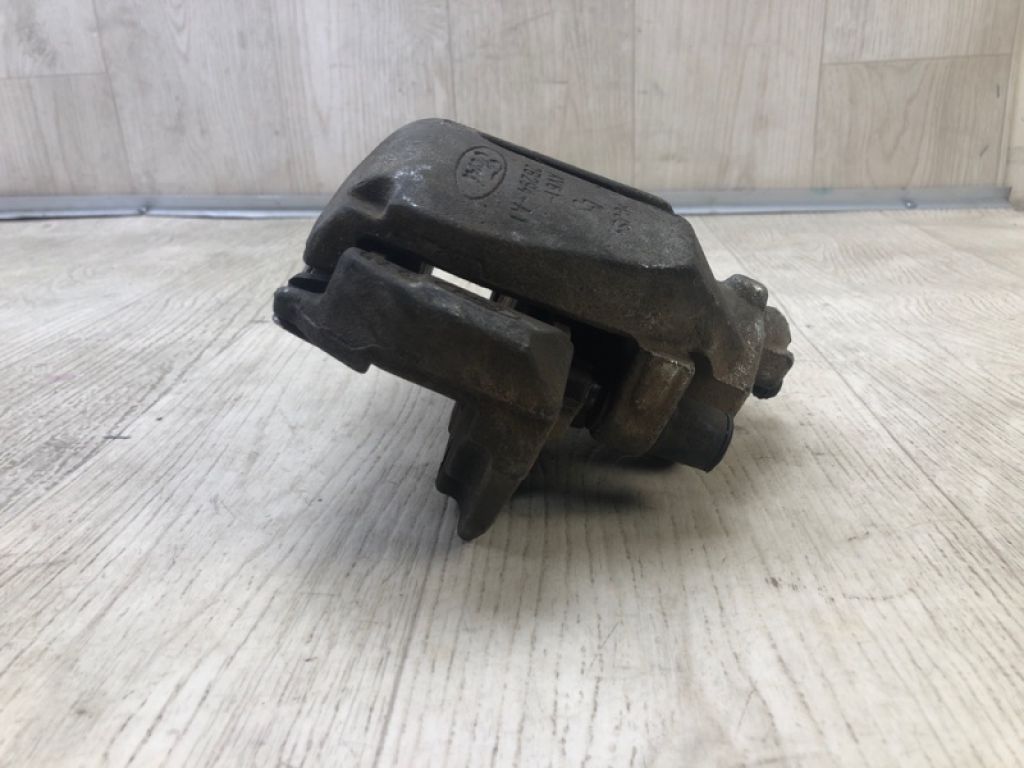 CV6Z-2B120-A | Супорт гальмівний передн. прав. FORD FOCUS 10-18 - Фото 3