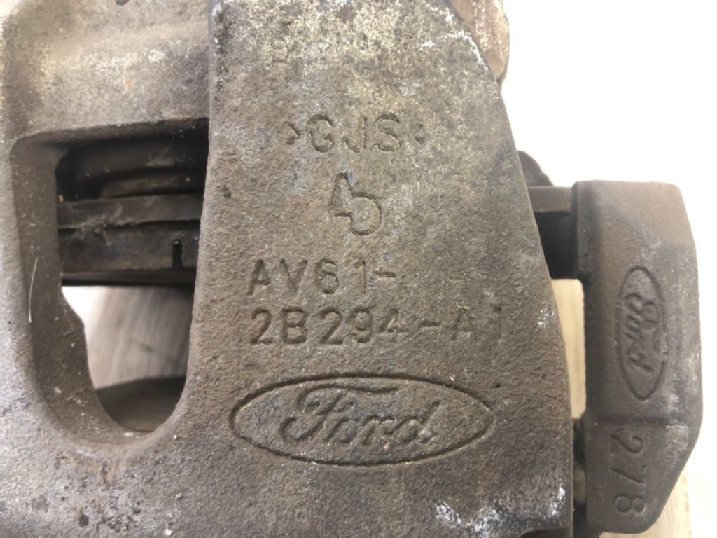 CV6Z-2B120-A | Супорт гальмівний передн. прав. FORD FOCUS 10-18 - Фото 6