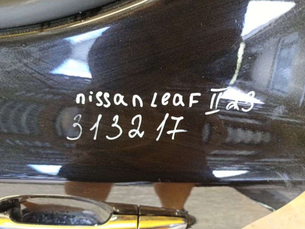 82101-5SF0A | Двері задн. лів. NISSAN LEAF 18- - Фото 2