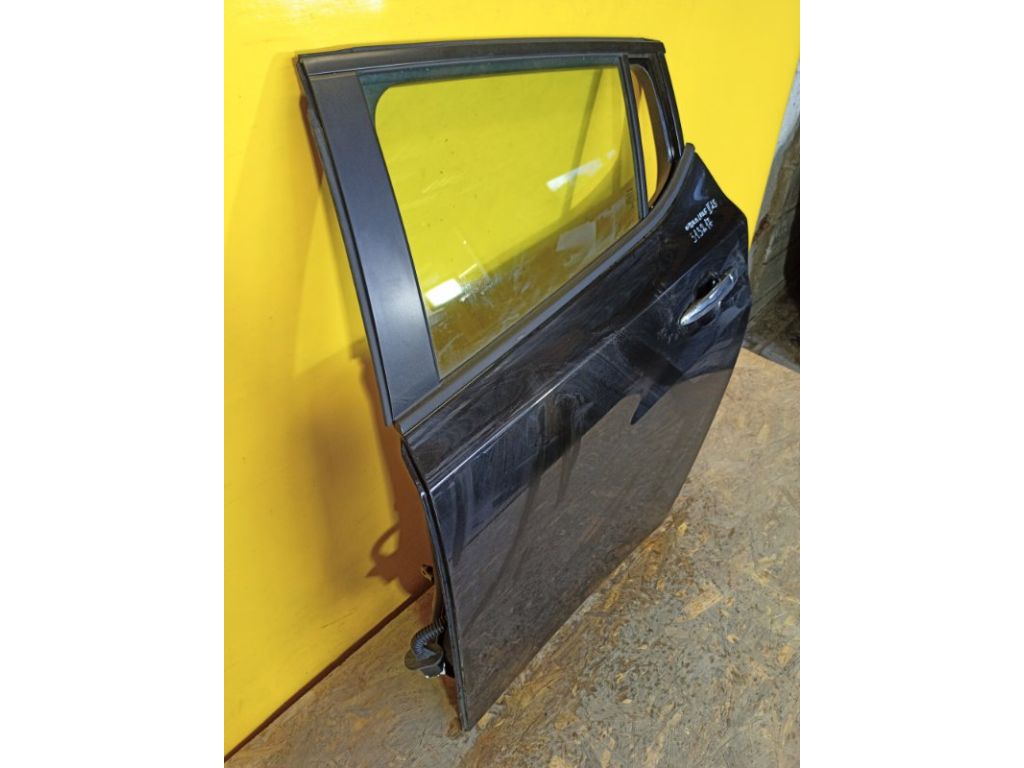 82101-5SF0A | Двері задн. лів. NISSAN LEAF 18- - Фото 4