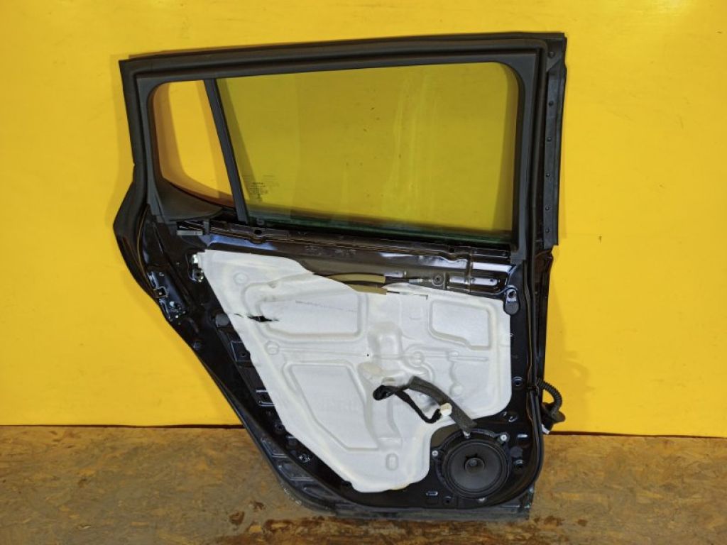 82101-5SF0A | Двері задн. лів. NISSAN LEAF 18- - Фото 5