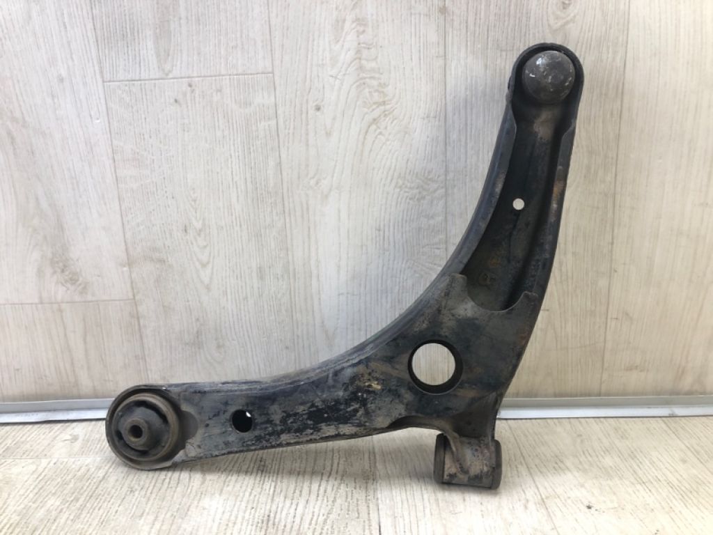 4013A010 | Рычаг передней подвески нижний прав. MITSUBISHI OUTLANDER XL 05-13 - Фото 2