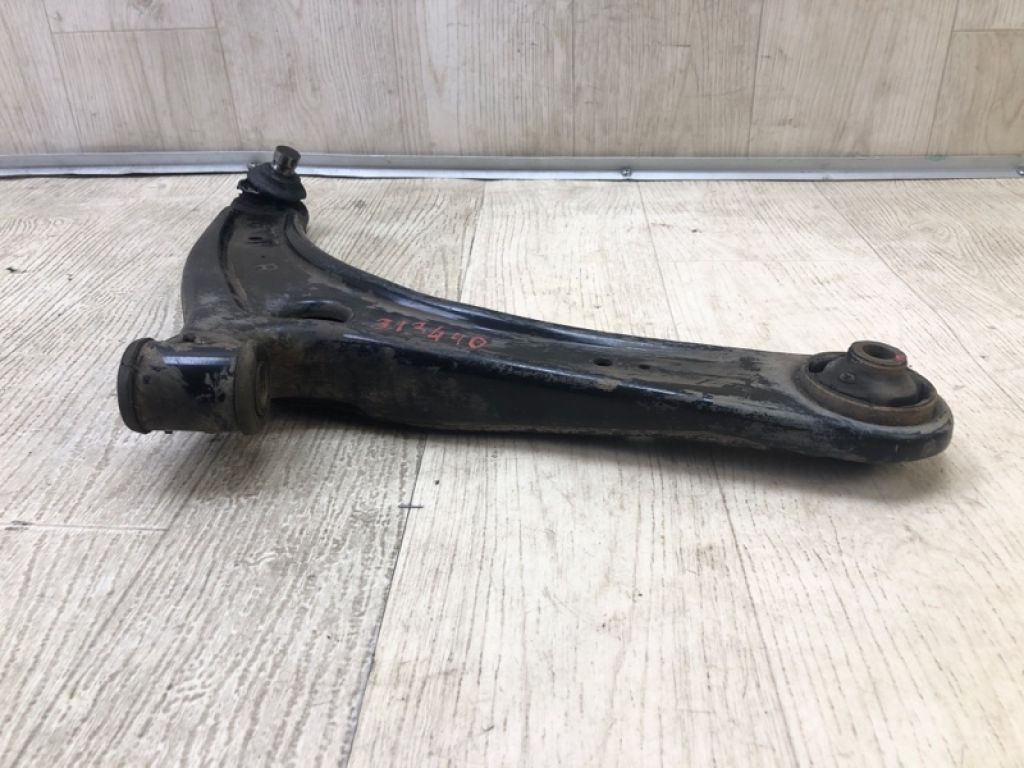 4013A010 | Рычаг передней подвески нижний прав. MITSUBISHI OUTLANDER XL 05-13 - Фото 4