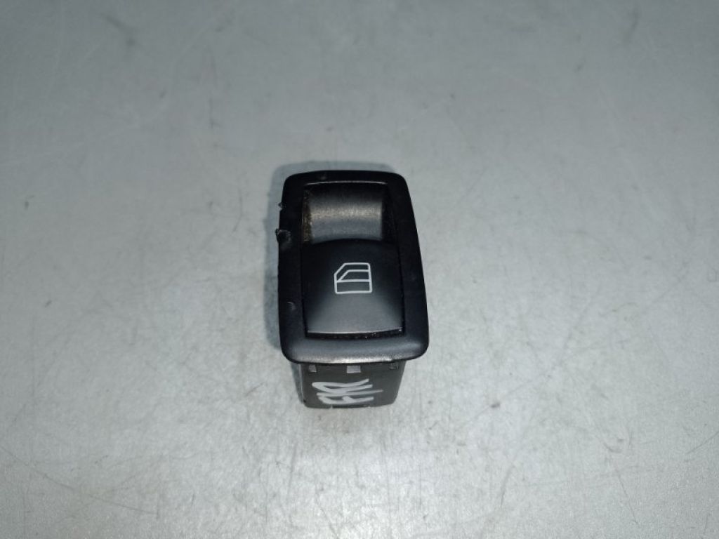 A 251 820 05 10 9051 | Кнопка стеклоподъемника передн. прав. MERCEDES GL-CLASS X164 06-12