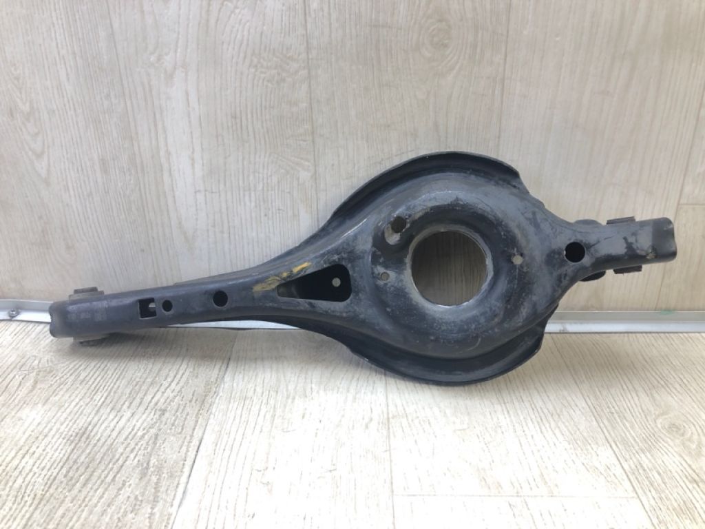 CV6Z-5500-P | Рычаг задней подвески поперечный FORD ESCAPE 12-19